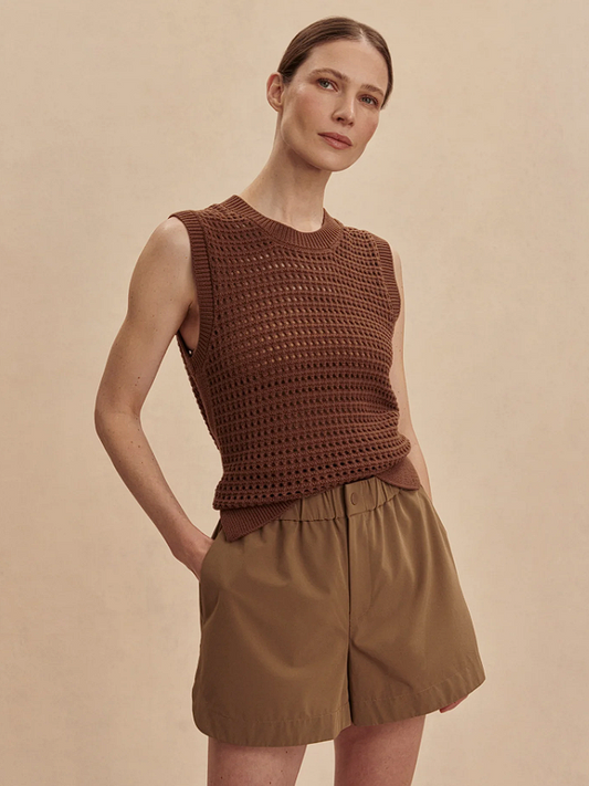 Nila short